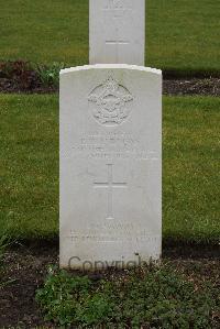 Harrogate (Stonefall) Cemetery - Andrews, Reginald Thomas